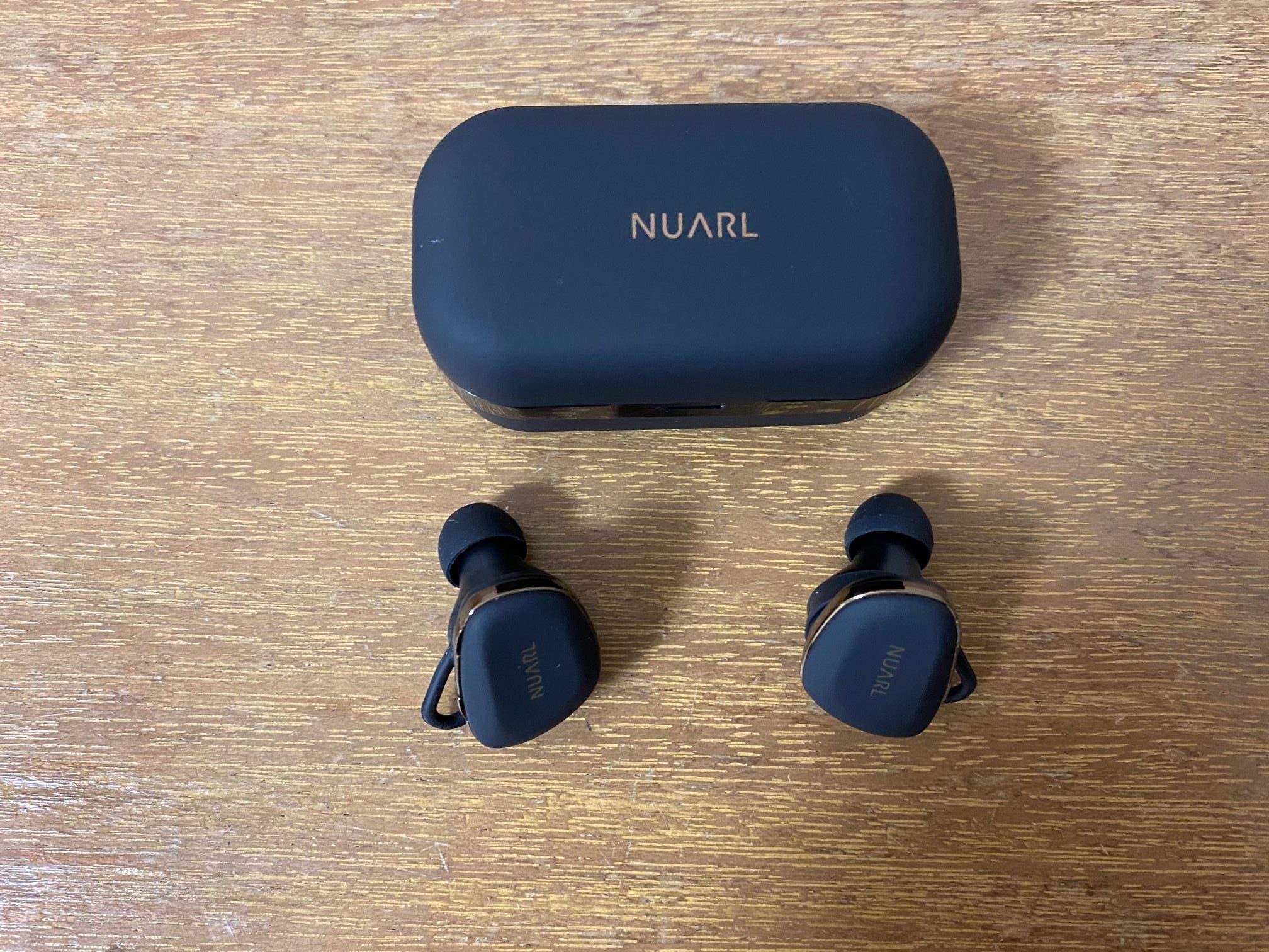 NUARL N6 Proのワイヤレスイヤホン